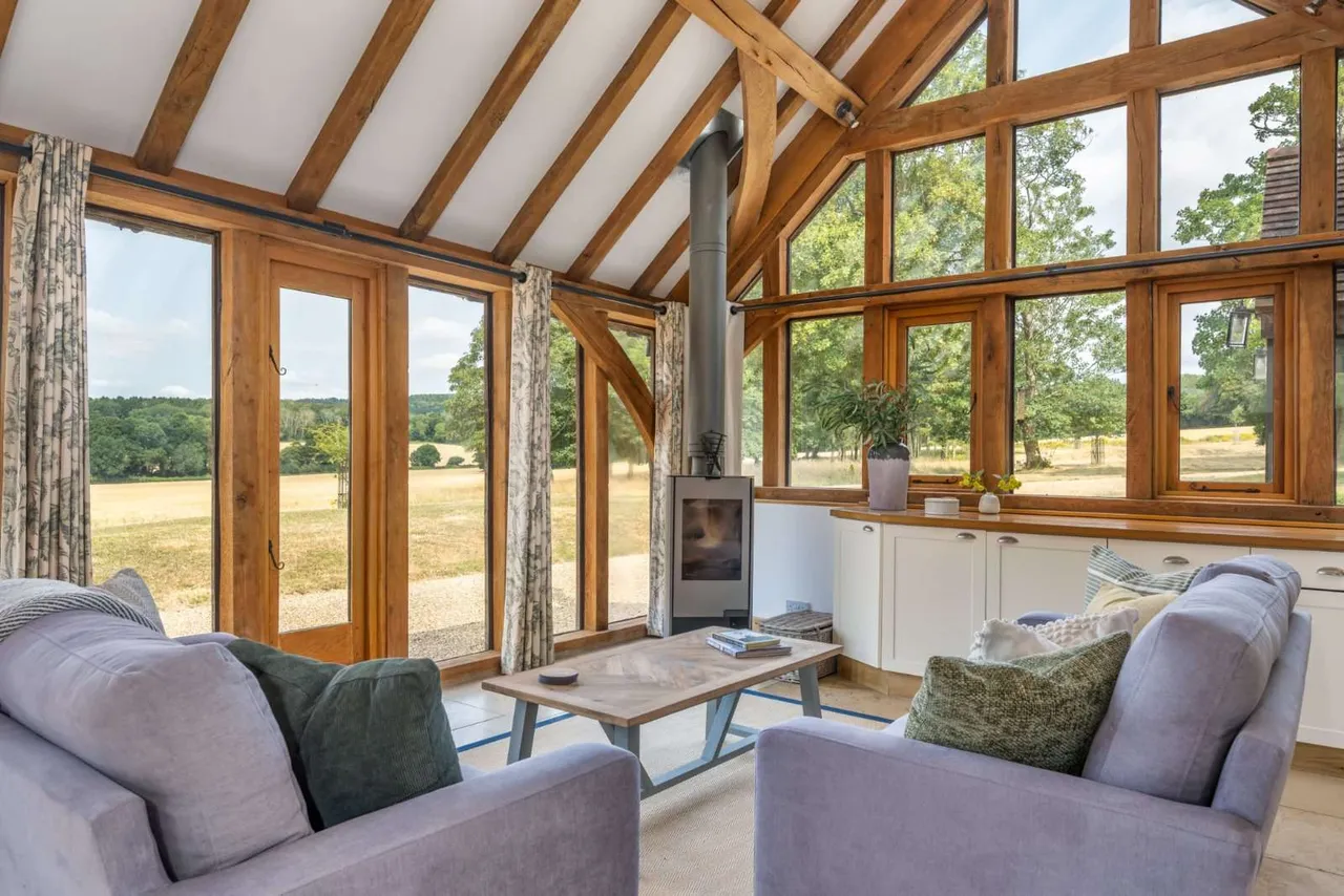 Downs Road, West Stoke, PO18, photo 12