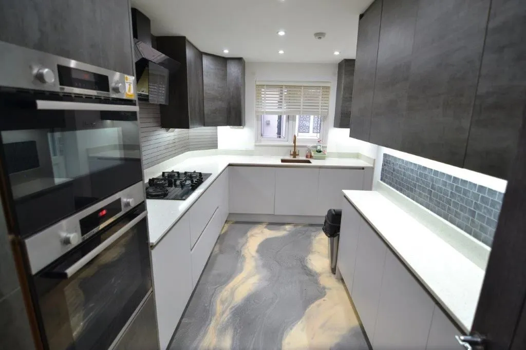 Acacia Drive, Bilston, West Midlands, WV14 9TL, photo 3