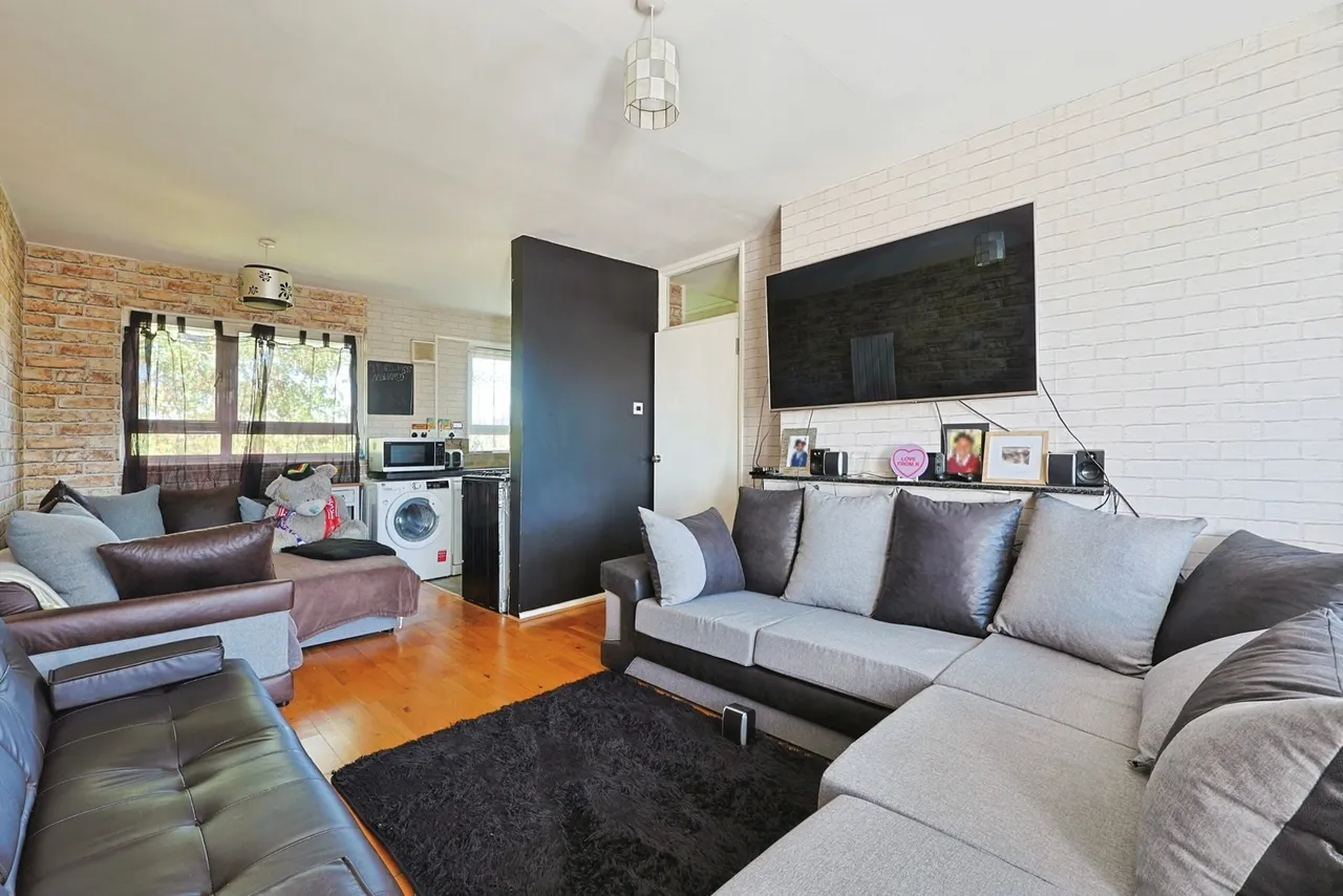 Heather Close, Battersea, SW8, photo 8