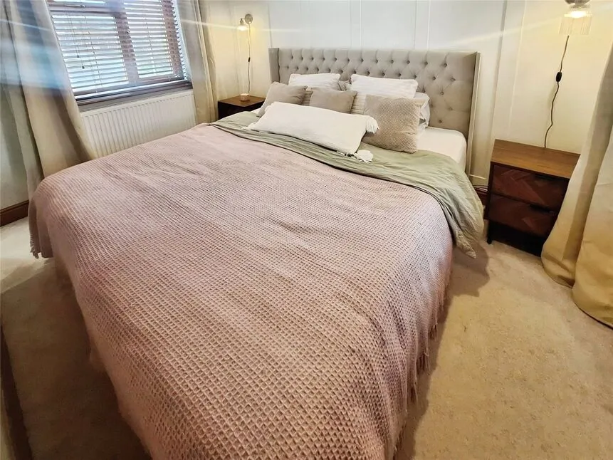Castle Road, Hartshill, Warwickshire, CV10, photo 8