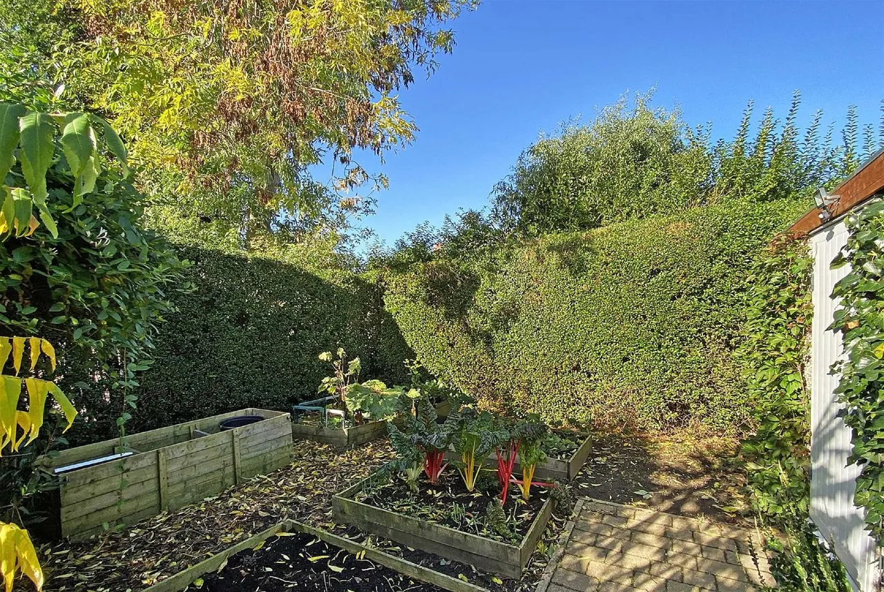 Gerrard Avenue, Timperley, Cheshire WA15 6HS, photo 27