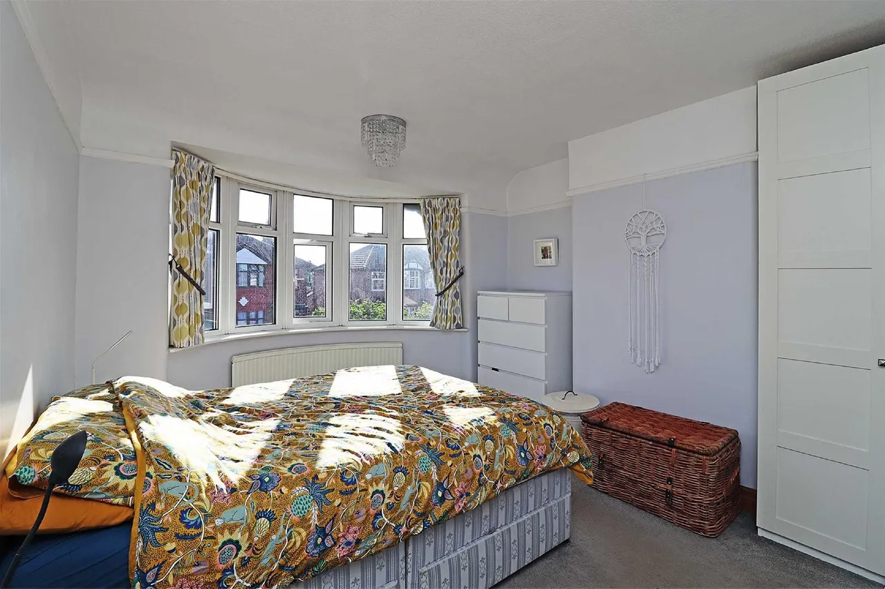 Gerrard Avenue, Timperley, Cheshire WA15 6HS, photo 7