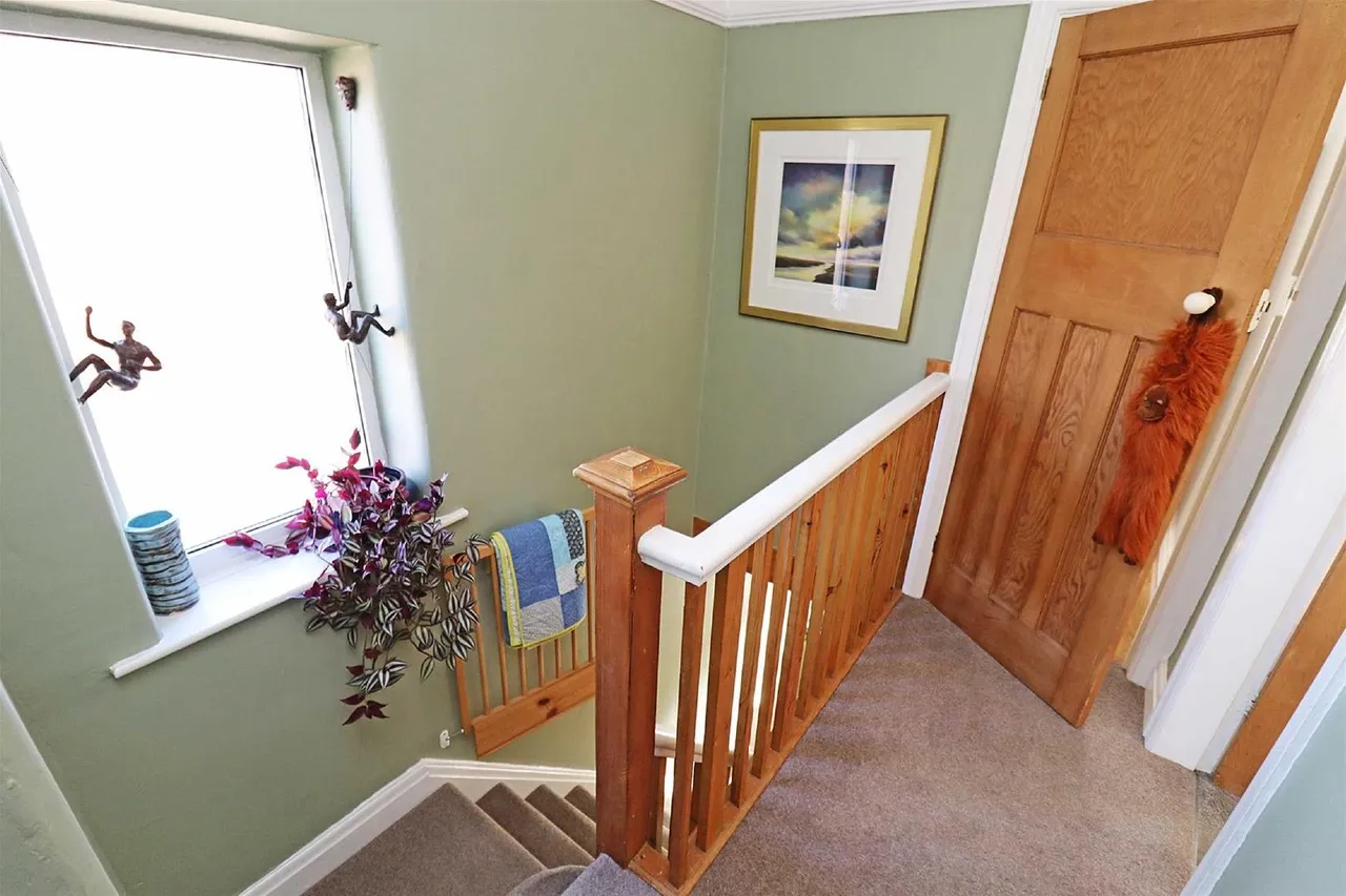 Gerrard Avenue, Timperley, Cheshire WA15 6HS, photo 20