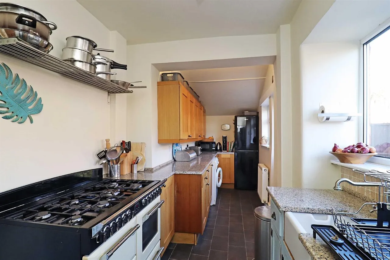 Gerrard Avenue, Timperley, Cheshire WA15 6HS, photo 19