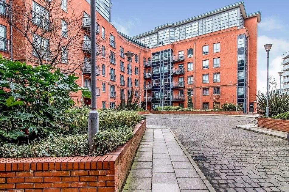1 bed flat for sale — Ellesmere Street, Manchester, M15