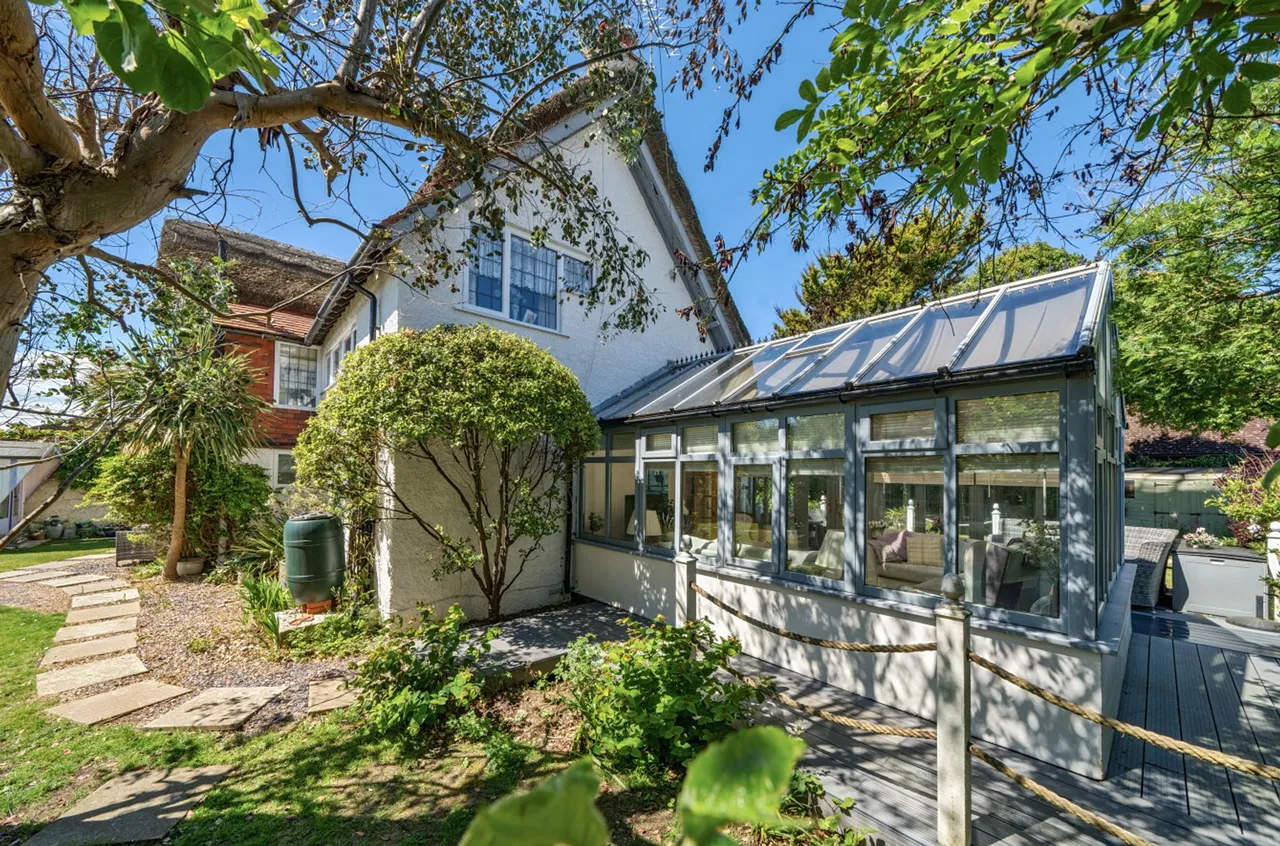 Beach Gardens, Selsey, PO20, photo 19