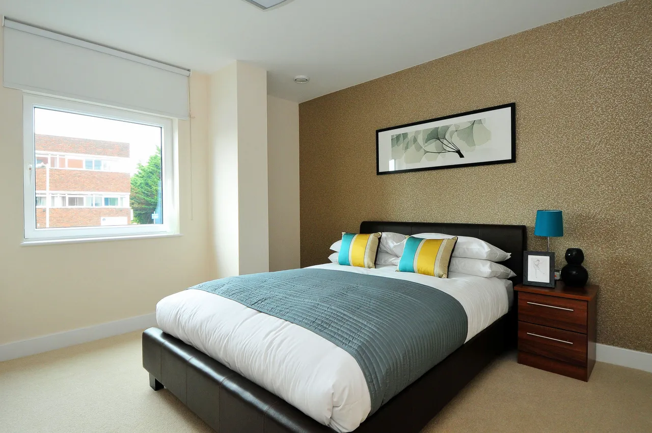 614 TRS Apartments, The Green, Southall, photo 3