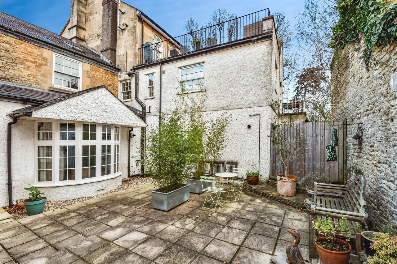 St. Mary Street, Chippenham, photo 9