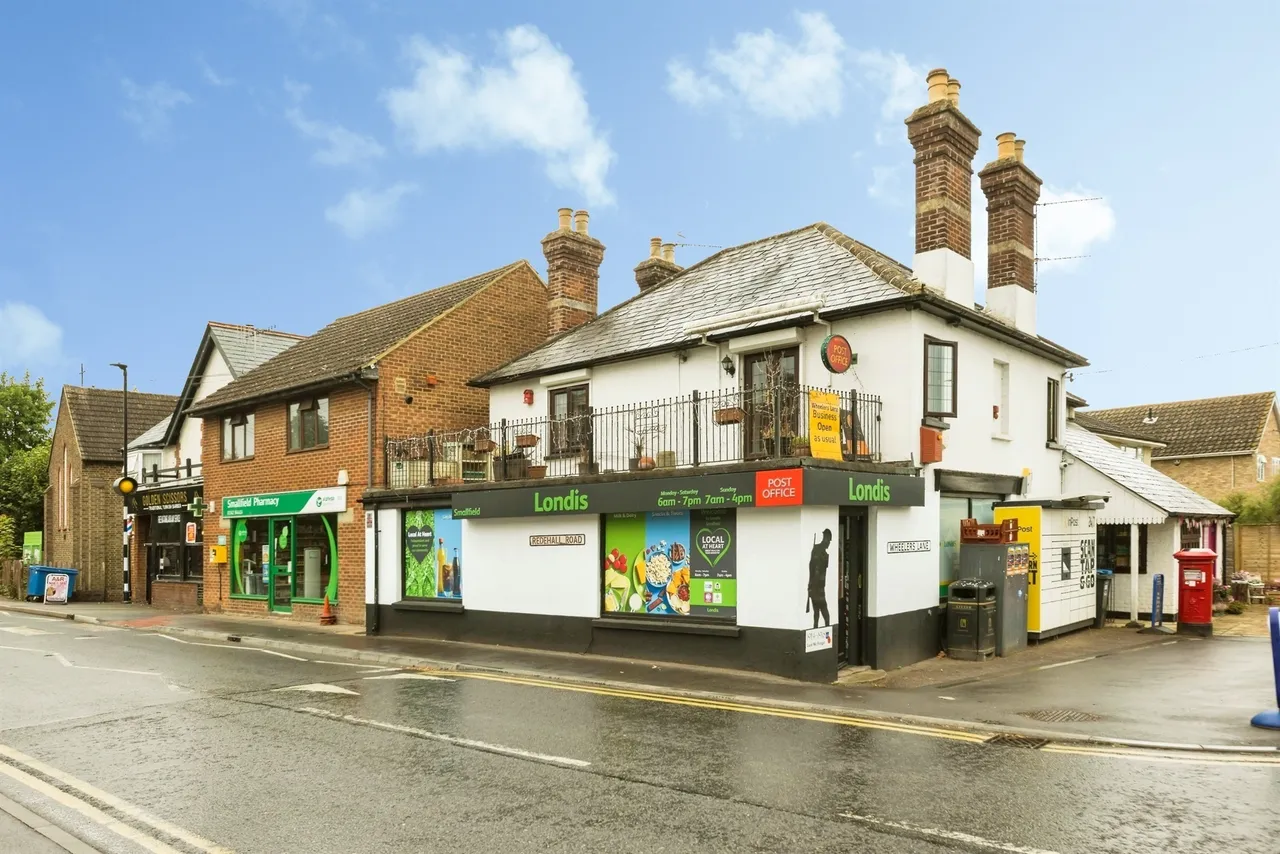 Churchill Road, Smallfield, Horley, photo 12