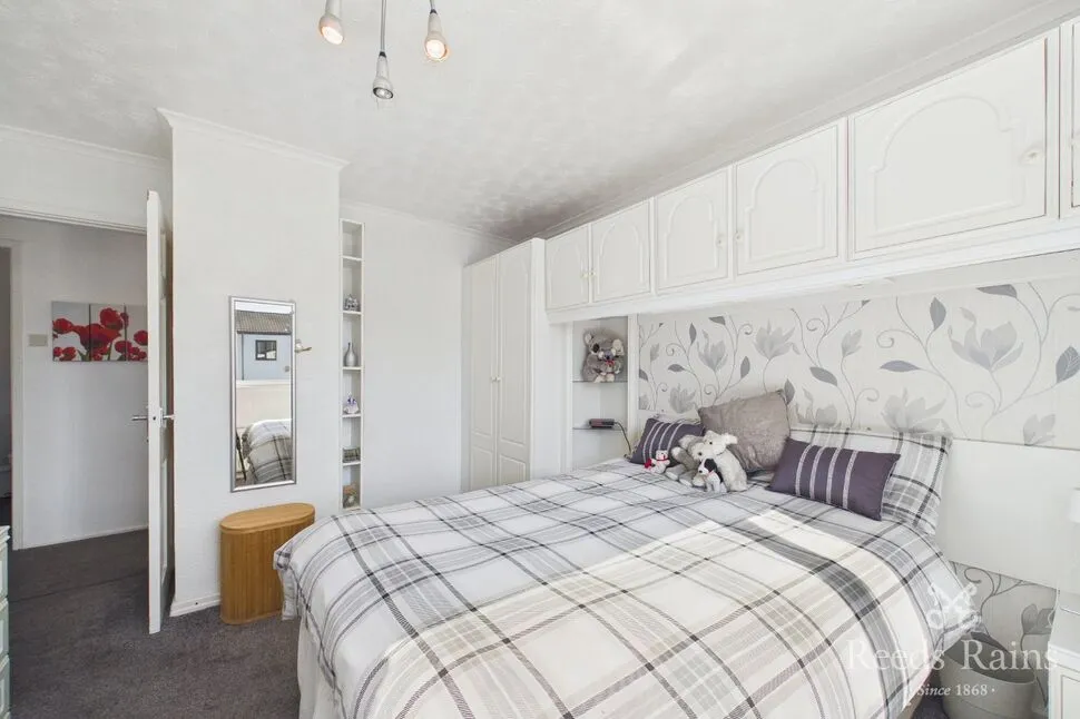 St. Marys Close, Hale Village, L24, photo 19