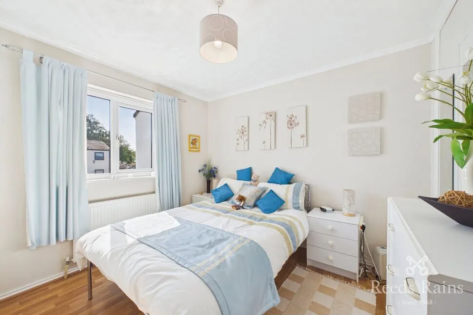 St. Marys Close, Hale Village, L24, photo 22