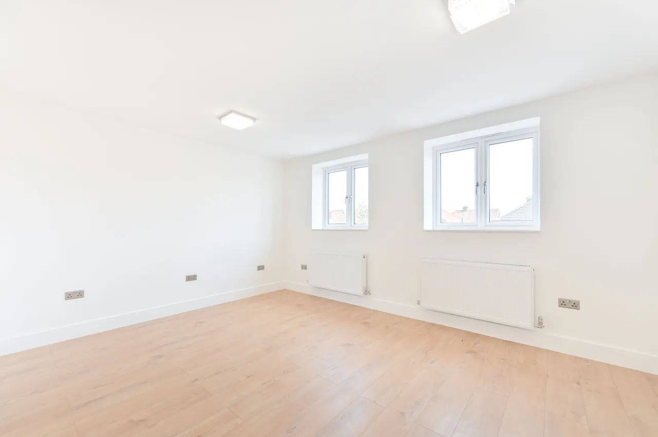 126 Fleetwood Road, London, photo 7