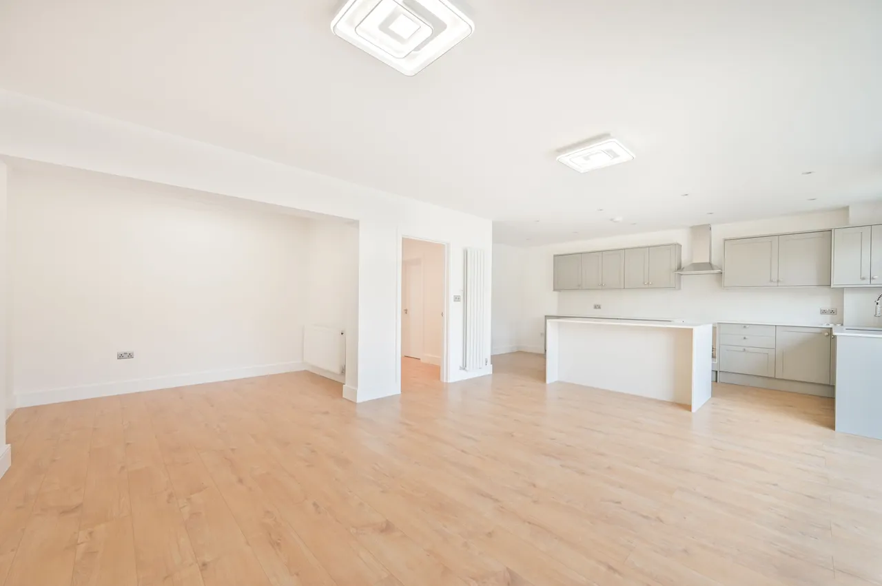 126 Fleetwood Road, London, photo 11
