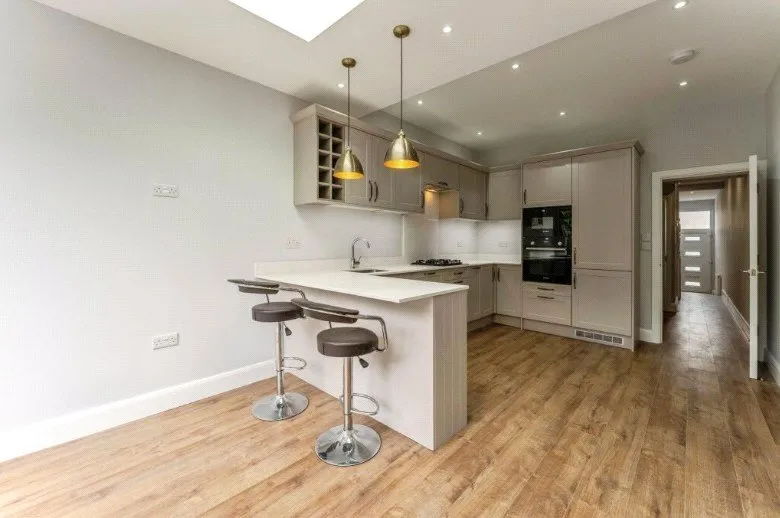 Squires Lane, Finchley, London, N3 2AT, photo 9