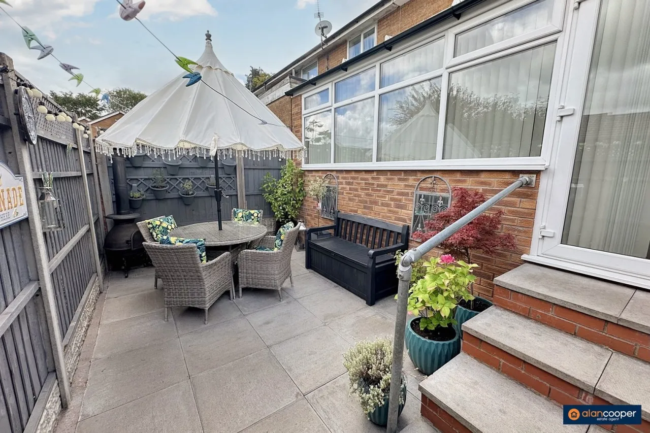 Snowdon Close, Grove Farm, CV10, photo 14