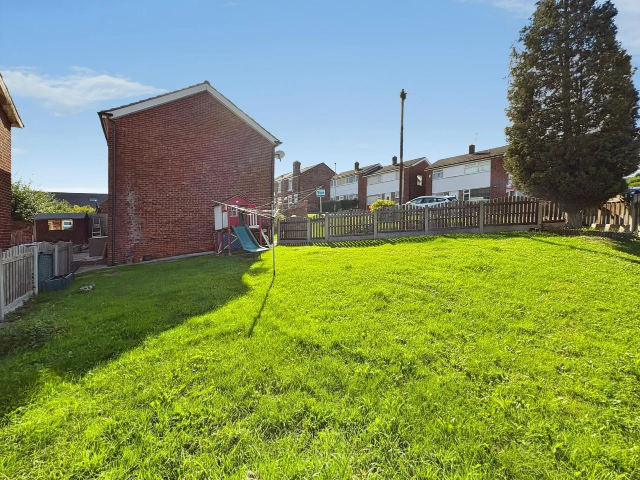 Charles Street, Rawmarsh, S62, photo 10