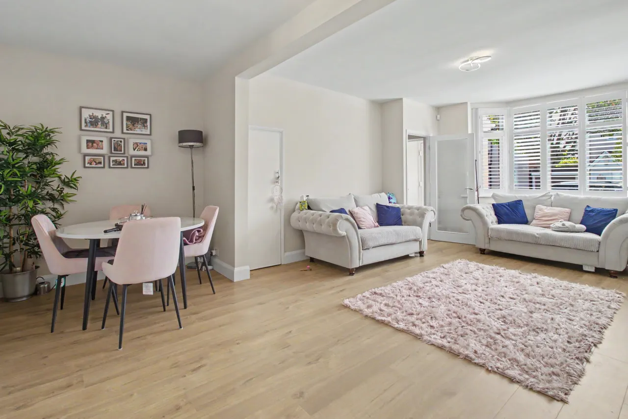 Geoffrey Avenue, Harold Wood, Romford, RM3 0YJ, photo 10