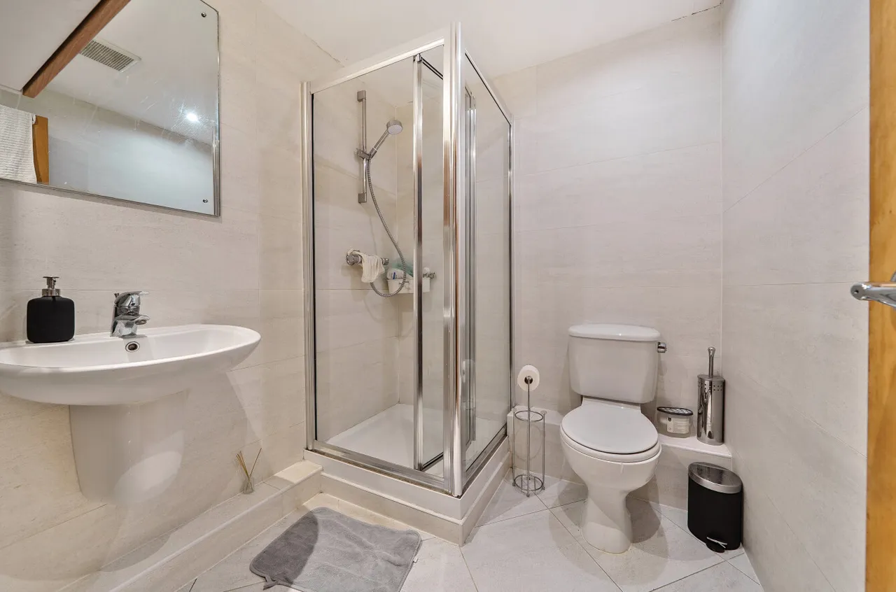 Canute Road, Ocean Village, SO14, photo 9