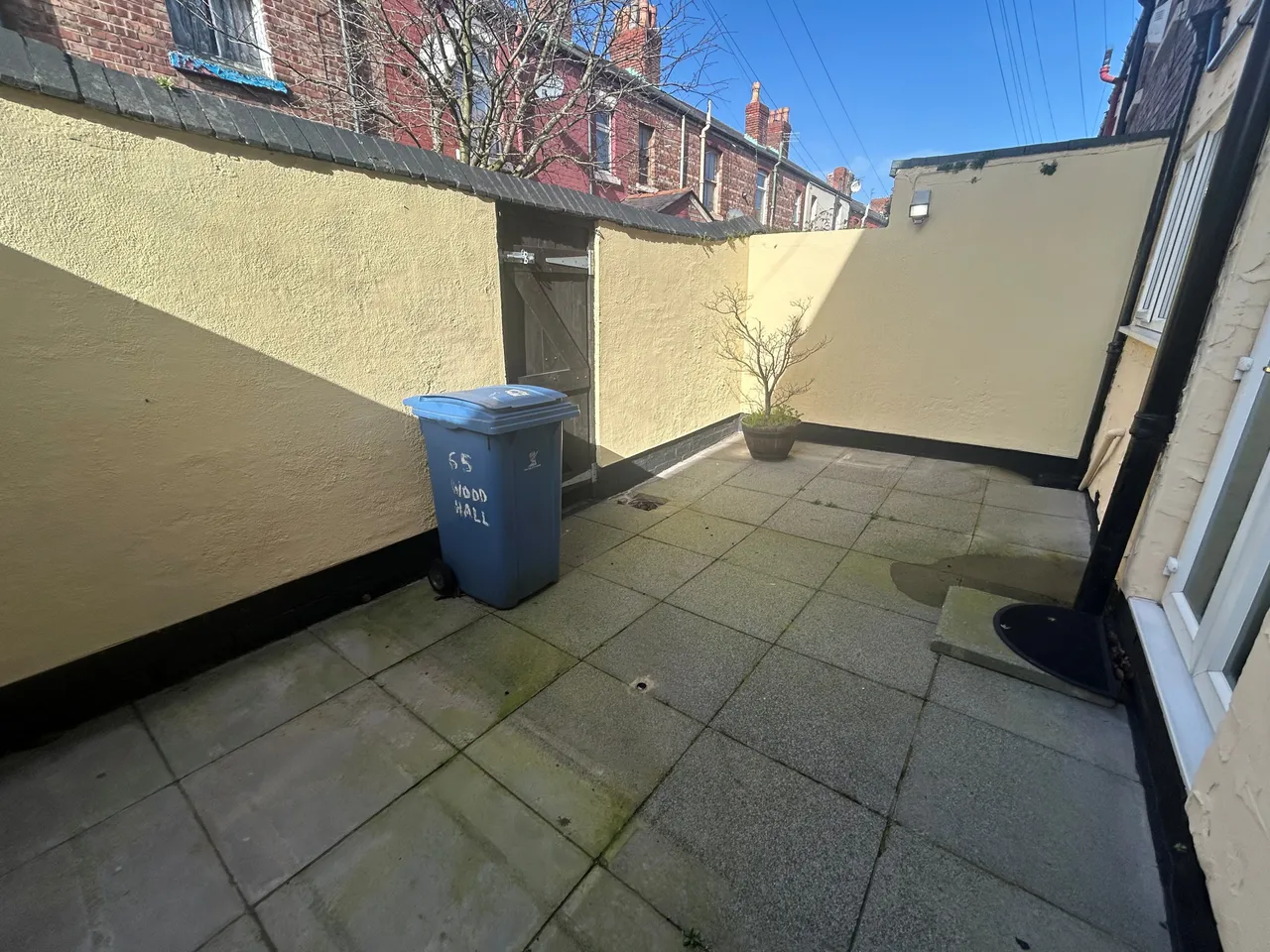 Woodhall Road, L13, photo 10