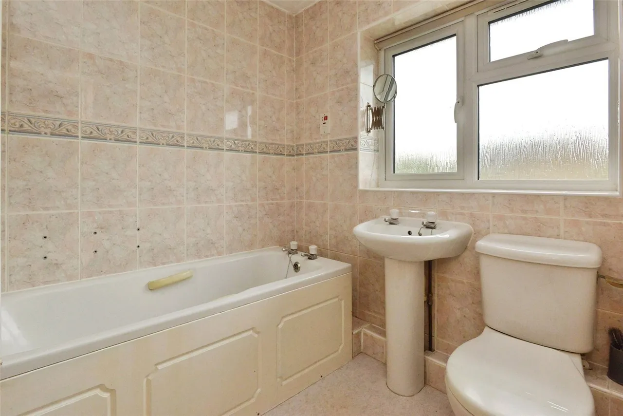 Breton, Stony Stratford, Milton Keynes, Buckinghamshire, MK11, photo 13