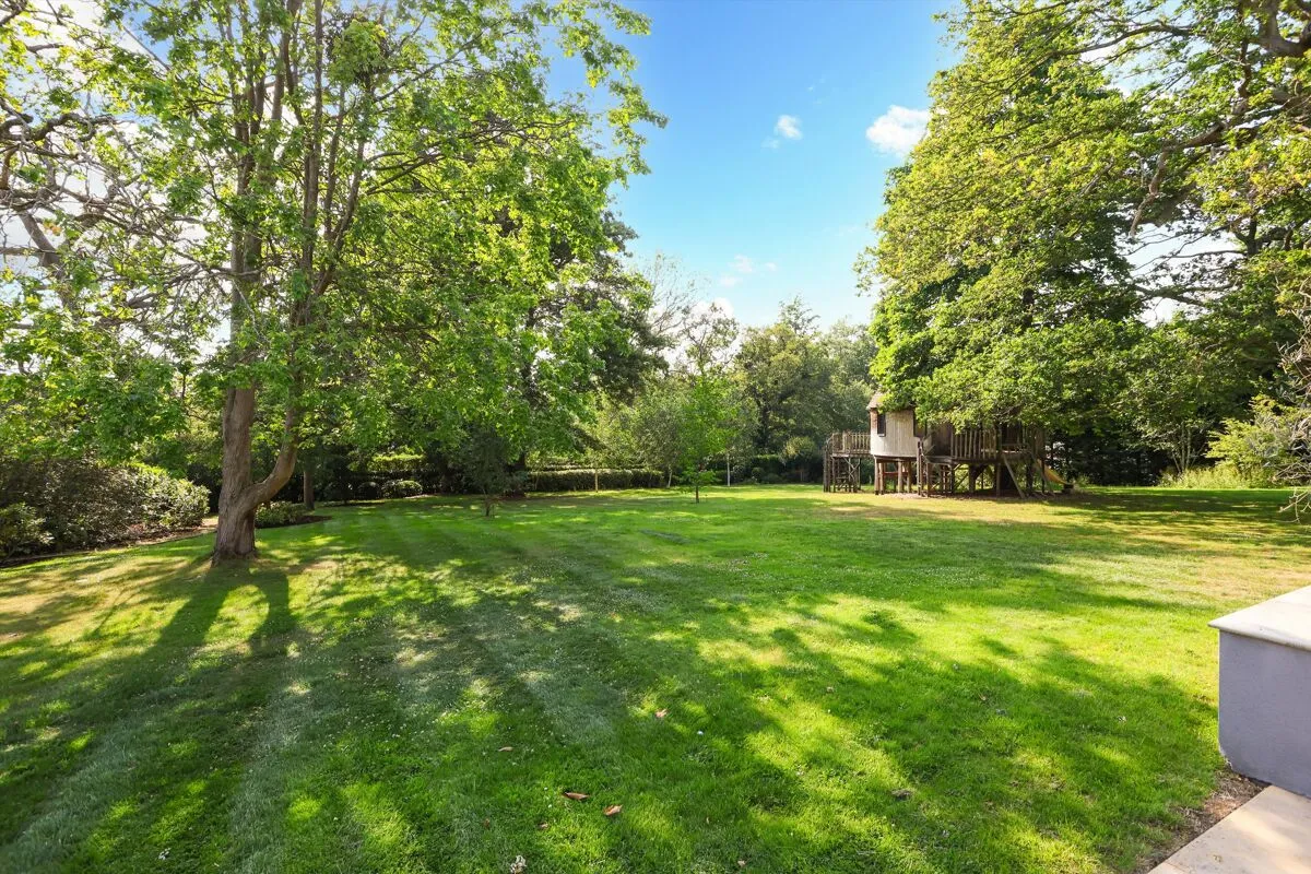 Pachesham Park, Leatherhead, KT22, photo 21