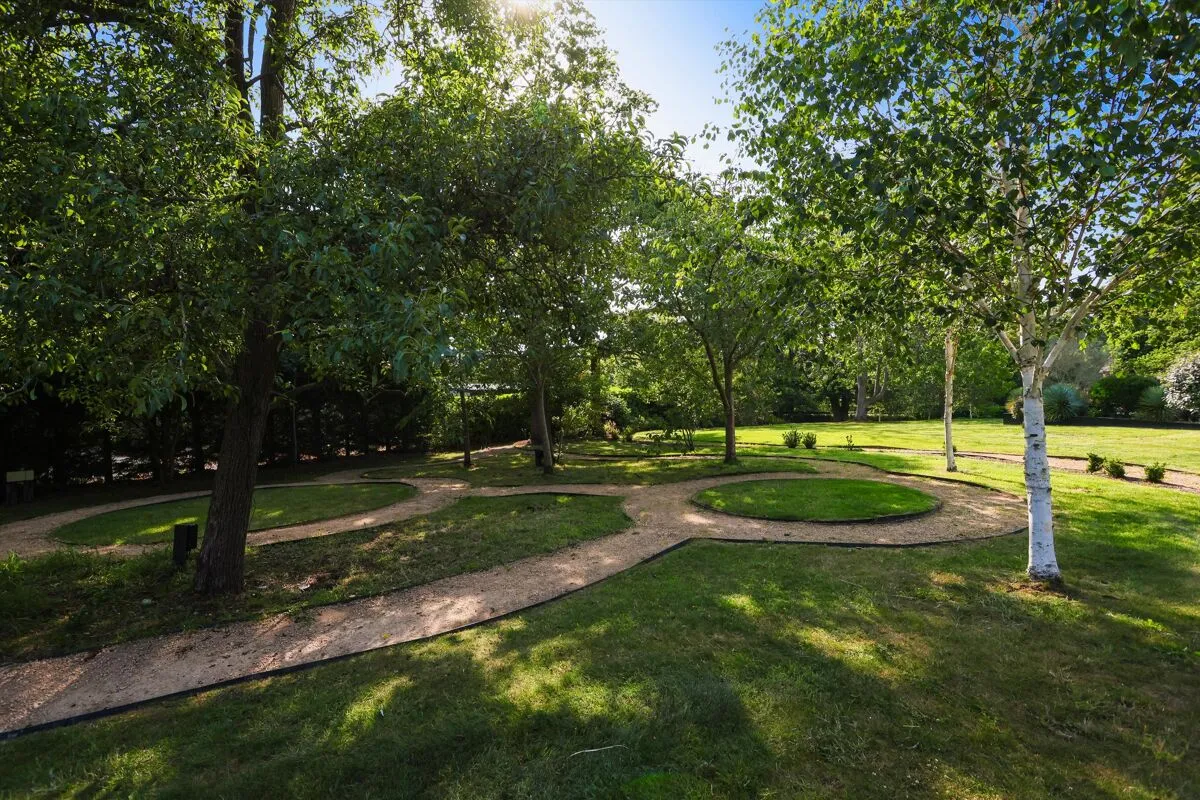 Pachesham Park, Leatherhead, KT22, photo 23