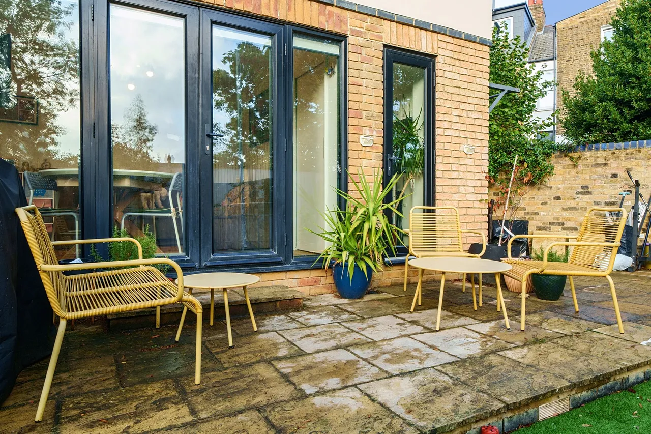 Ivanhoe Road, London, SE5, photo 20