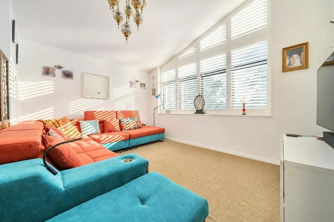 Ivanhoe Road, London, SE5, photo 29