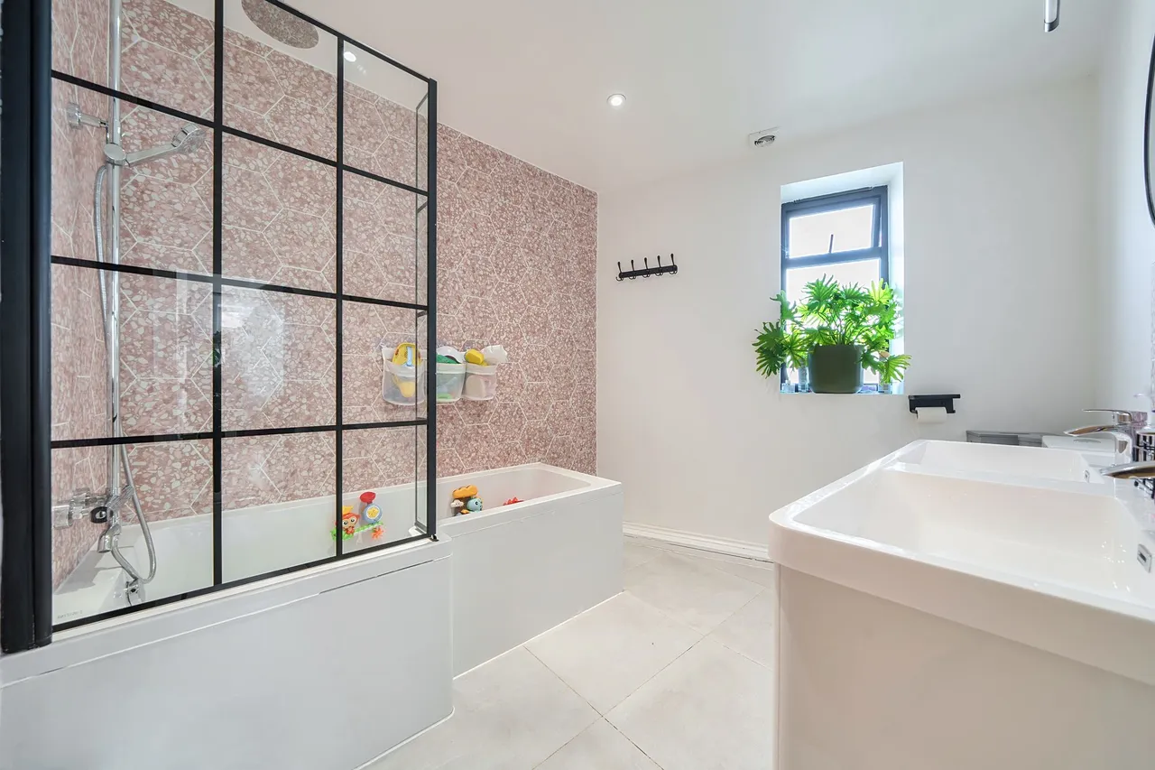 Ivanhoe Road, London, SE5, photo 5