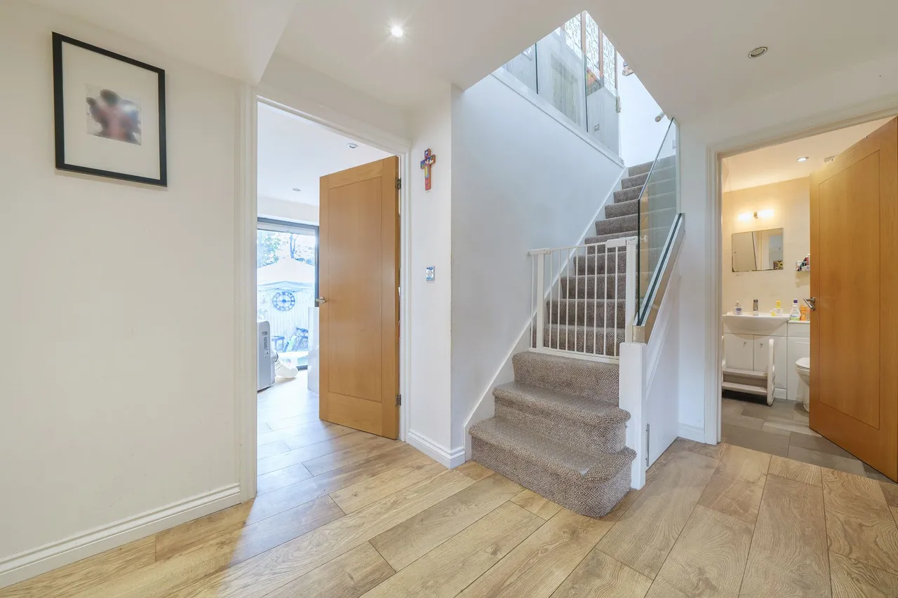 Ivanhoe Road, London, SE5, photo 17