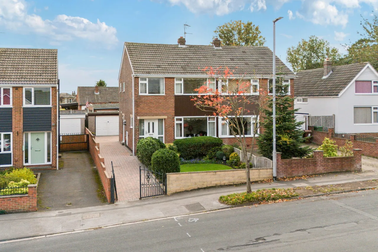 3 bed house for sale, Towngate, Ossett, WF5
