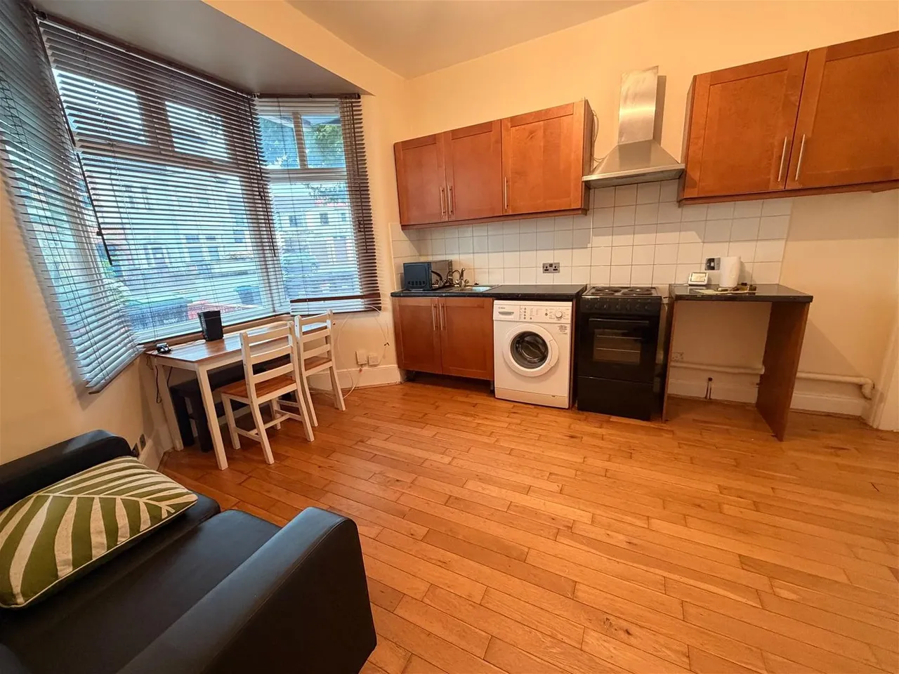 Woodlands Park Road, London N15 3SB, photo 2