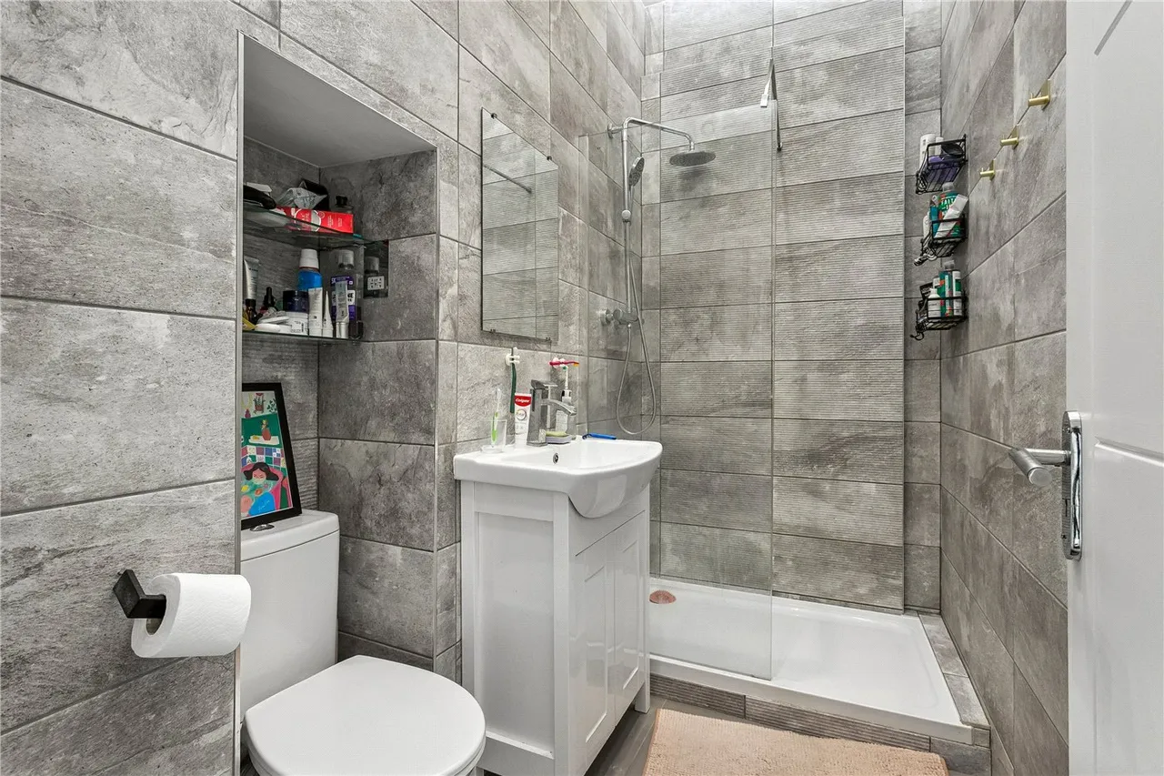 Northolme Road, London, N5, photo 10
