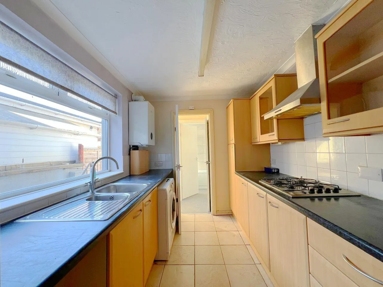 CENTRAL SWINDON, photo 7