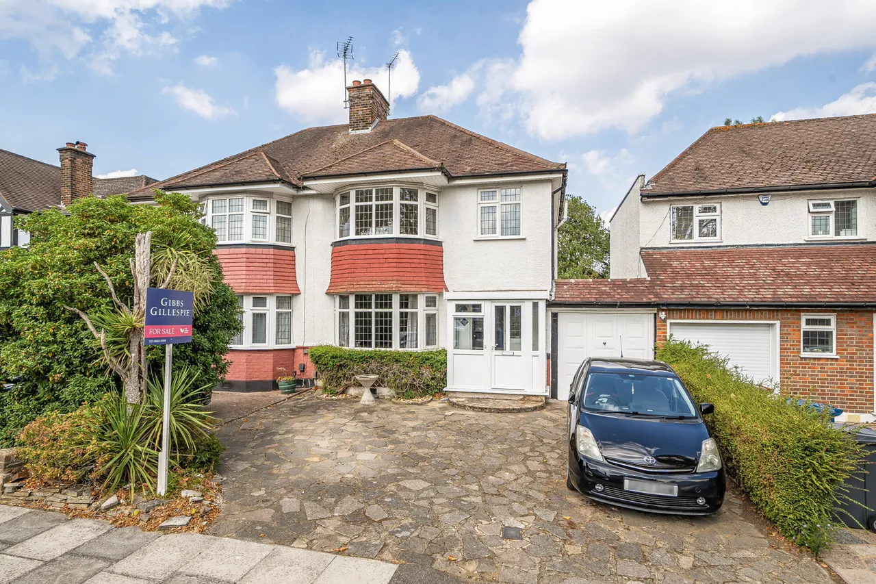 3 bed house for sale, Oakington Avenue, Harrow, HA2