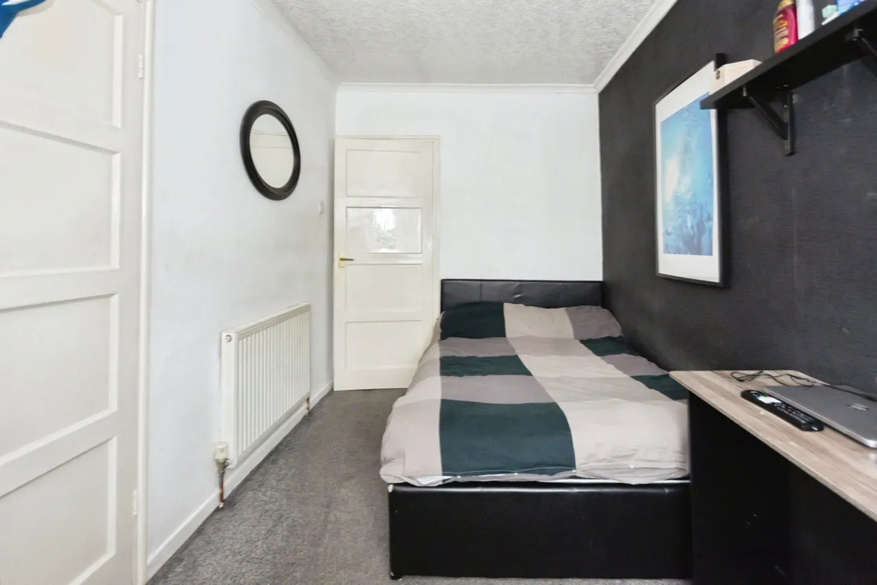 Mulwych Road, Tile Cross, B33, photo 16