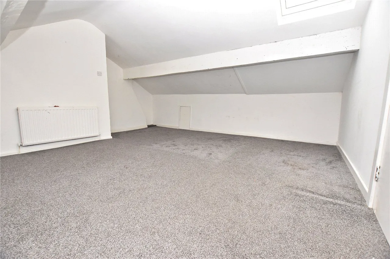 Station Road, Hadfield, SK13, photo 17