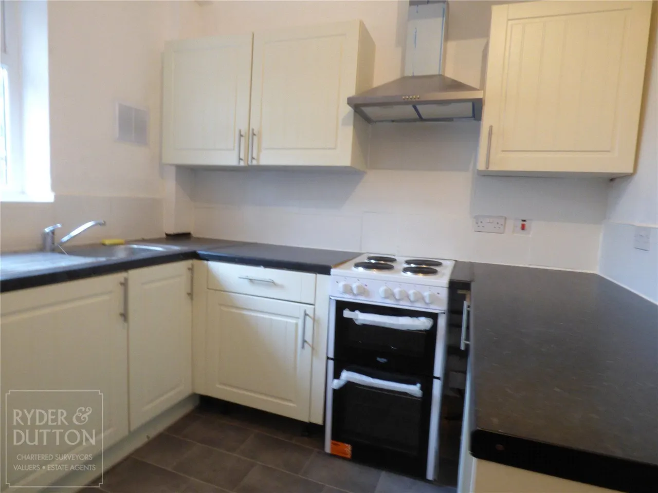 Thorn Bank, Bacup, OL13, photo 3