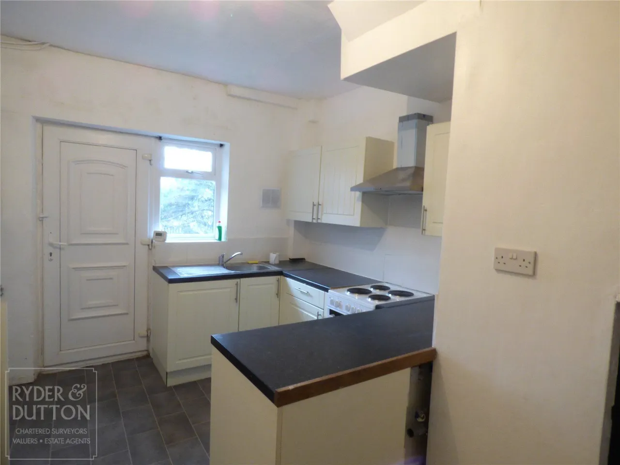 Thorn Bank, Bacup, OL13, photo 4