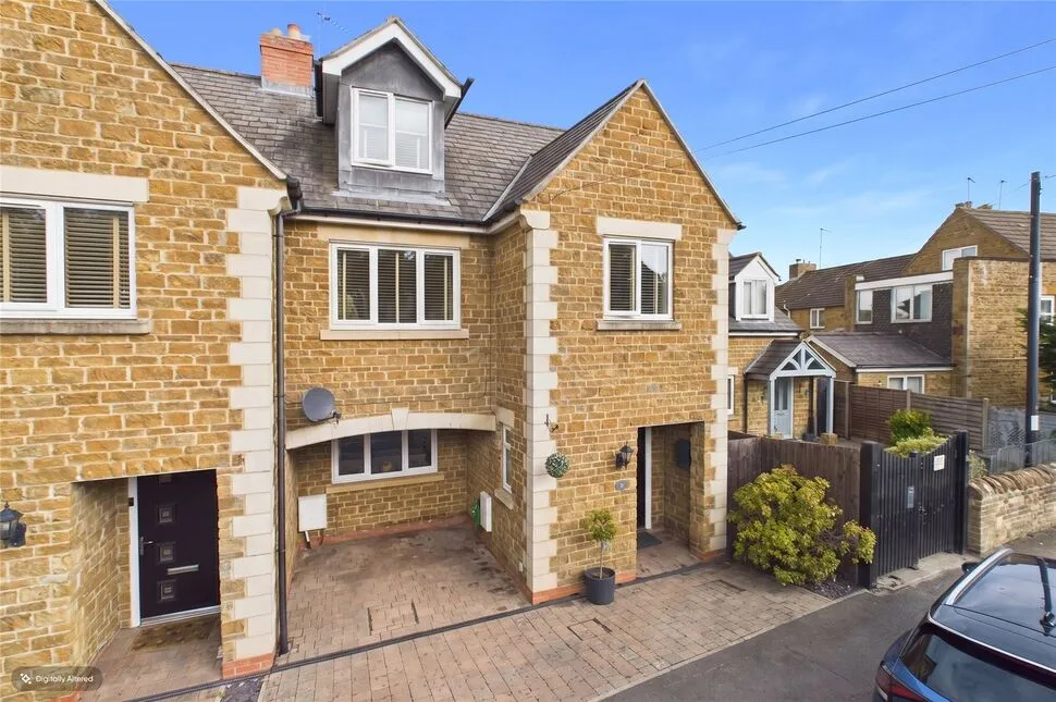 4 bed house to rent, Port Road, Duston, NN5