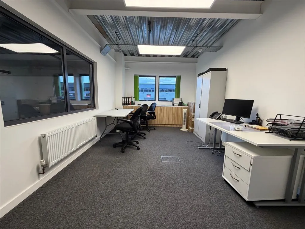 Unit 13, Warmley Business Park, Crown Way, Warmley, Bristol, BS30 8FR, photo 14