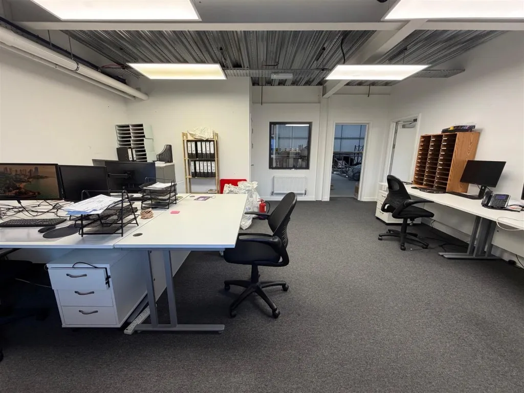 Unit 13, Warmley Business Park, Crown Way, Warmley, Bristol, BS30 8FR, photo 5