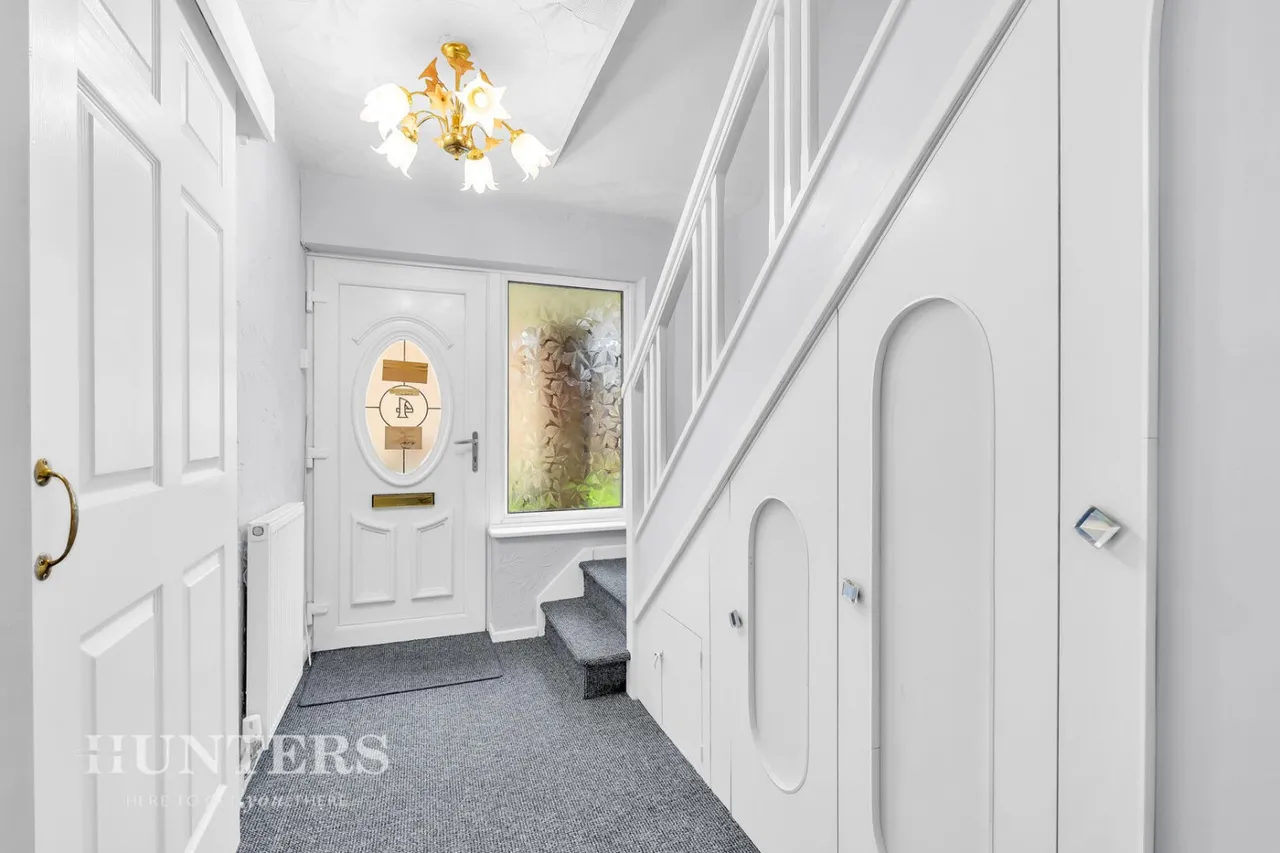 Meadow Walk, Bents Farm Estate, OL15, photo 5