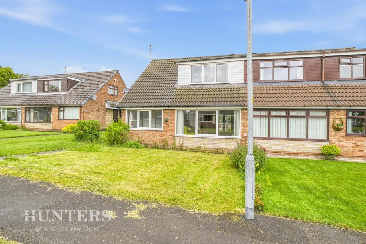 Meadow Walk, Bents Farm Estate, OL15, photo 27