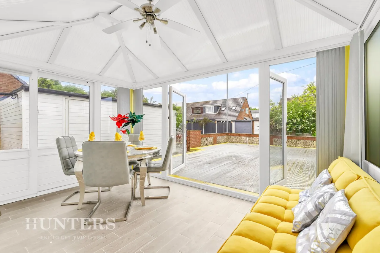 Meadow Walk, Bents Farm Estate, OL15, photo 4