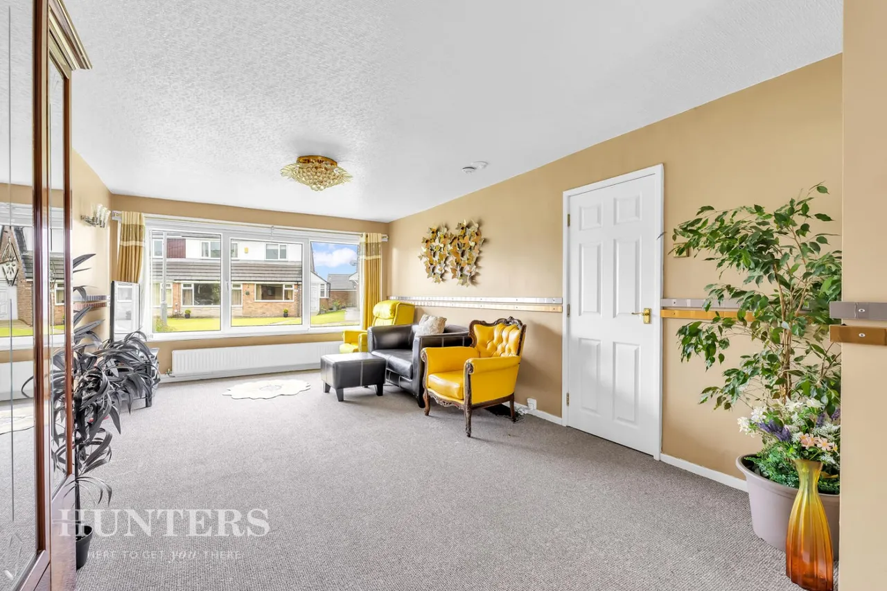 Meadow Walk, Bents Farm Estate, OL15, photo 9