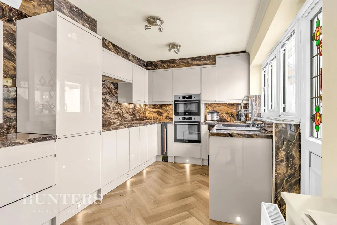 Meadow Walk, Bents Farm Estate, OL15, photo 3