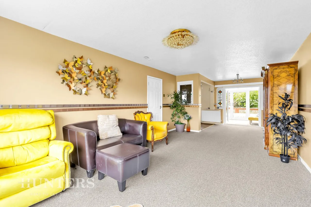 Meadow Walk, Bents Farm Estate, OL15, photo 11