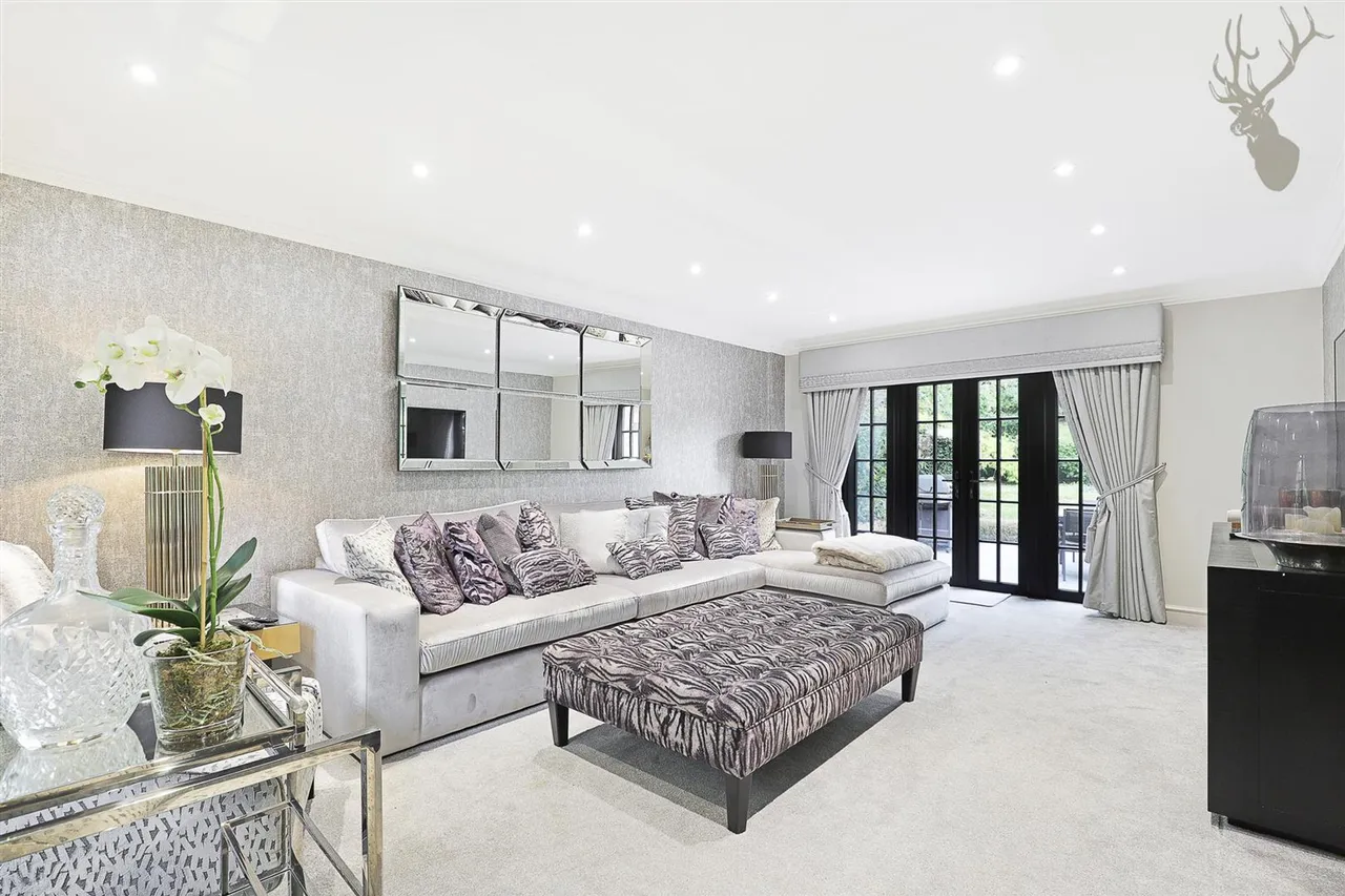 Treetops View, Loughton, IG10, photo 15