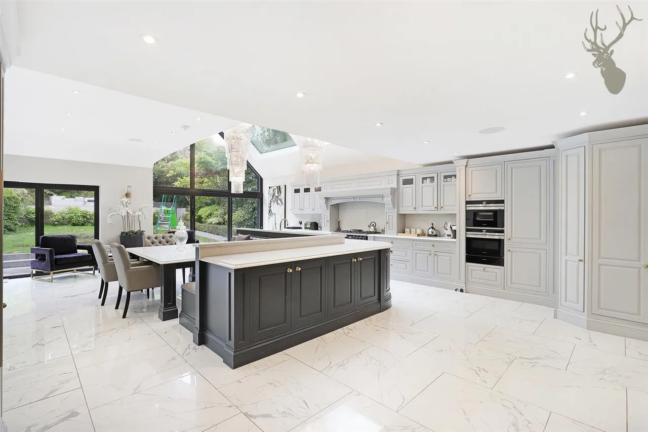 Treetops View, Loughton, IG10, photo 11